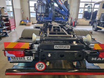 KONTEJNEROVKA MAN S HYDRAULICKOU RUKOU - 8
