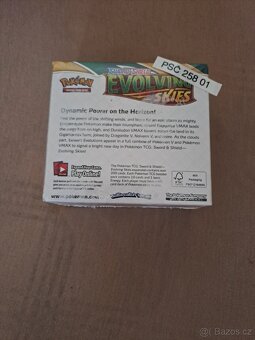 Pokemon Evolving Skies - 8