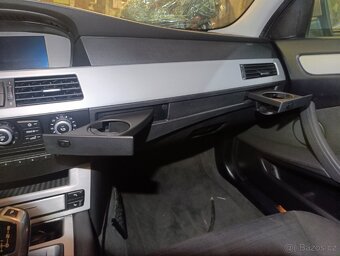 BMW e61 530xd lci (díly ) - 8