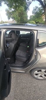 Peugeot 3008 - 8