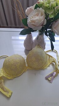 Podprsenka Victoria's Secret - 8