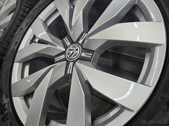 Zimní ALU kola Volkswagen Touareg 3 R20 Montero - 8