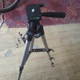 Hliníkový stavitelný stativ pro laser, telefon, kameru atd. - 8