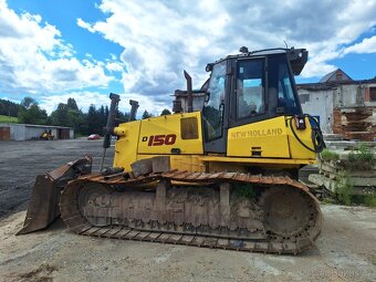 NEW HOLLAND D150 - 8