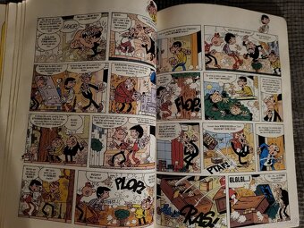 komiksy, romány a učebnice - četba v němčině - 8