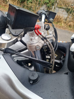 Suzuki Bandit GSF 1200 S - 8