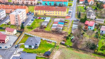 Prodej pozemku 1 040 m v Bohutíně klidná lokalita u rybníka - 8