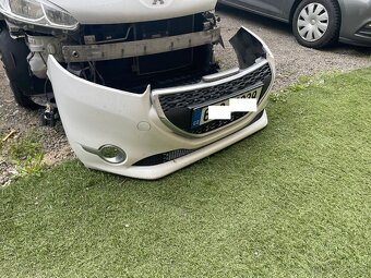 Peugeot 208 1.0i, r.2015, klima - 8
