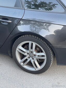 Audi A4 S-line 2011. 2.0 TDI - 8