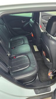Hyundai IX35 2.0CRDI 4x4 CEBIA - 8