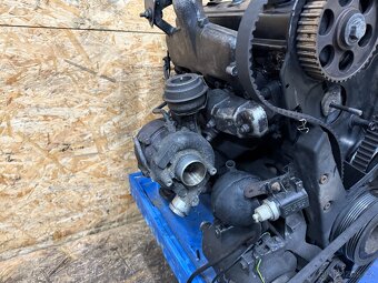 ČÁSTEČNĚ NASTROJENÝ MOTOR 1.9 TDI 66KW AHH - 8