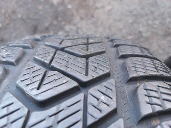 Sada kol Audi 215/65R17 zimní - 8