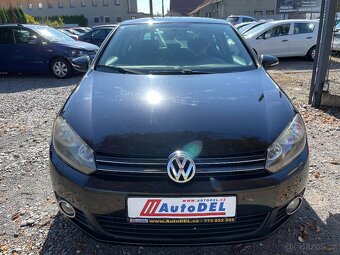 VW Golf 1.6 MPi Senzory, ALU, Výhřev Sedadel - 8