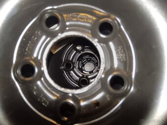 15" ORIGINAL SKODA SCALA r.v. 2019, rozteč 5x100 - 8