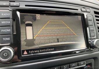 Volkswagen T5.1 MULTIVAN 2.0 TDI 103 kw HIGHLINE - 8