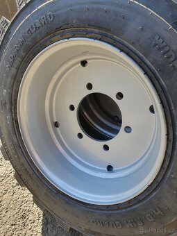 Kola UNC - Novotný- Locust - 8