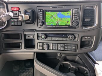 SCANIA 410 - 8