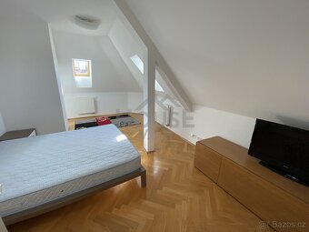 Pronájem slunného bytu 2+kk, 70 m2 - Praha - Holešovice- Let - 8
