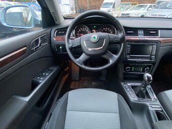 Škoda Superb Combi 1.6 TDI 77kW klima xenon tempomat 2011 - 8