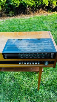 Retro gramo rádio - 8