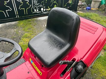 Zahradní traktůrek Honda 2315 - 8