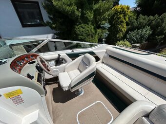 Motorový člun CHAPARRAL 2135SS - 8