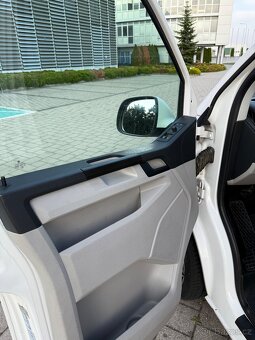 Volkswagen Caravelle Transporter 8miest - 8