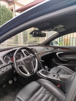Opel Insignia - 8