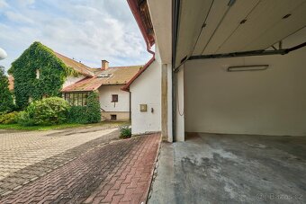 Prodej podkrovního bytu 4+1 s garáží - 8
