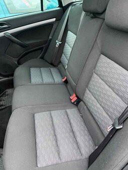 ŠKODA OCTAVIA 1,6 TDI - 8