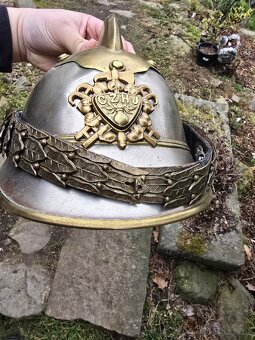 VELITELSKA HASIČSKÁ HELMA č1 - 8