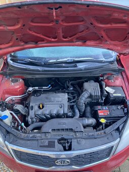 Kia Ceed 1.6 16V - 8