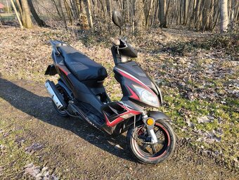 SKUTR 50CCM SONNY - 8