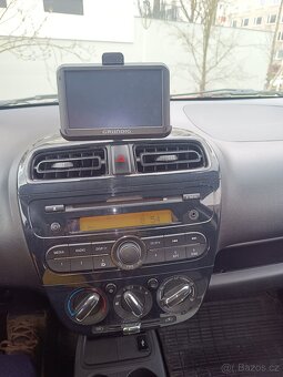 Prodám Mitsubishi Space Star 1.0 - 8