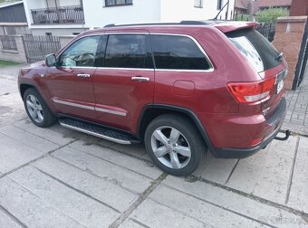 Jeep Grand Cherokee - 8