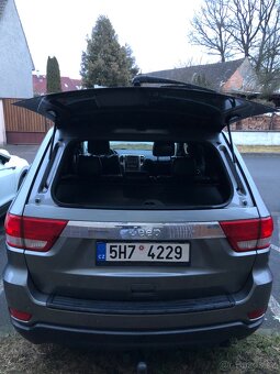 jeep grand cherokee 3.6 plyn,benz.210kw 2011рік - 8