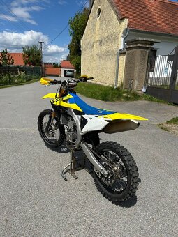 Suzuki RM-Z 450 - 8