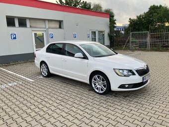 ŠKODA SUPERB II SEDAN 1.8TFSI 118KW DSG 2014 - 8