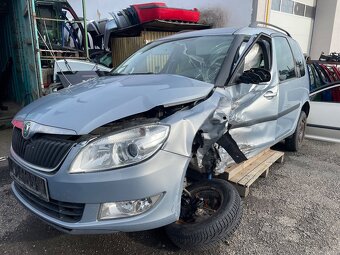 Škoda Roomster 1,2tsi 63kw CBZA veškeré díly - 8