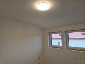Prodej rodinného domu 160 m2, 5+kk, pozemek 400 m2, v obci D - 8