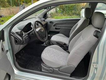 Ford Fiesta 1.3i 51kW rok 2003 naj.139tis. NOVÁ STK - 8