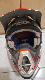 Přilba,bunda,chrániče - 8