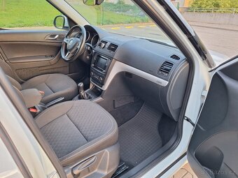 ŠKODA YETI EDITION 2.0 TDI 110 KW MODEL 16 XENON - 8