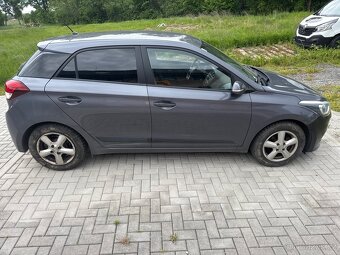 Hyundai i20 ,r.v.2017,1.25i,62kw,99000 km - 8