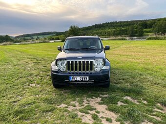 Jeep Cherokee - 8