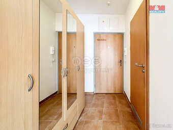 Pronájem bytu 1+kk, 32 m², Praha 10, ul. Hornoměcholupská - 8