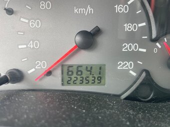 Ford Focus 1.6 74kw stk 8/25 - 8