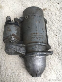 Světlomety Škoda 100 - 8