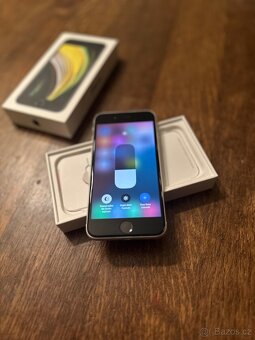 IPhone SE (SE3, 2022) 64GB - 8
