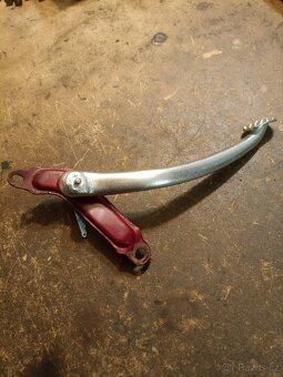 Páka zadní brzdy s maznicí - 8